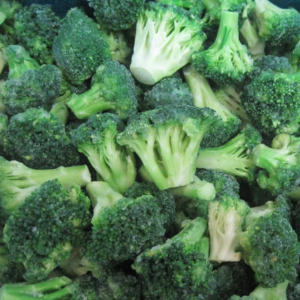 Freeze-dried broccoli florets natural green color