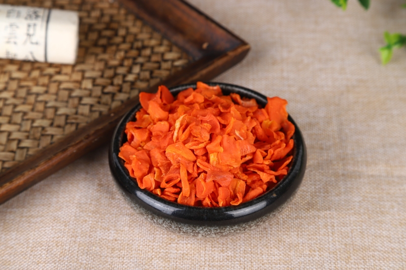 Premium dehydrated carrot flakes for global food manufacturers and importers
